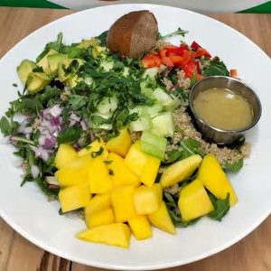 Mango Quinoa Box Lunch
